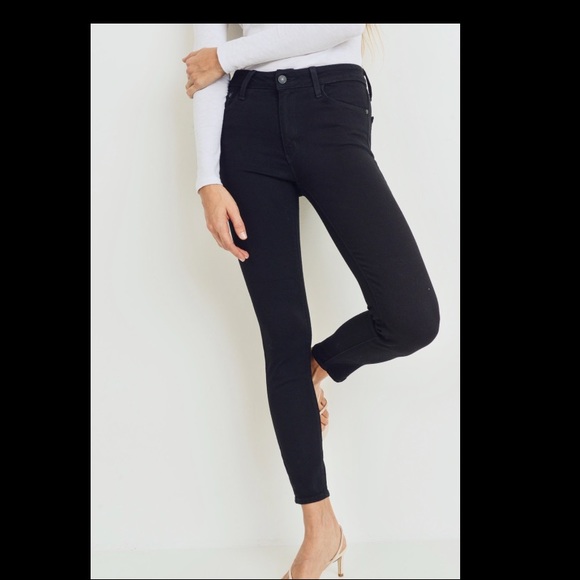 Just Black Denim - JustBlack Bianca Slim Straight Leg Jean | Size 30
